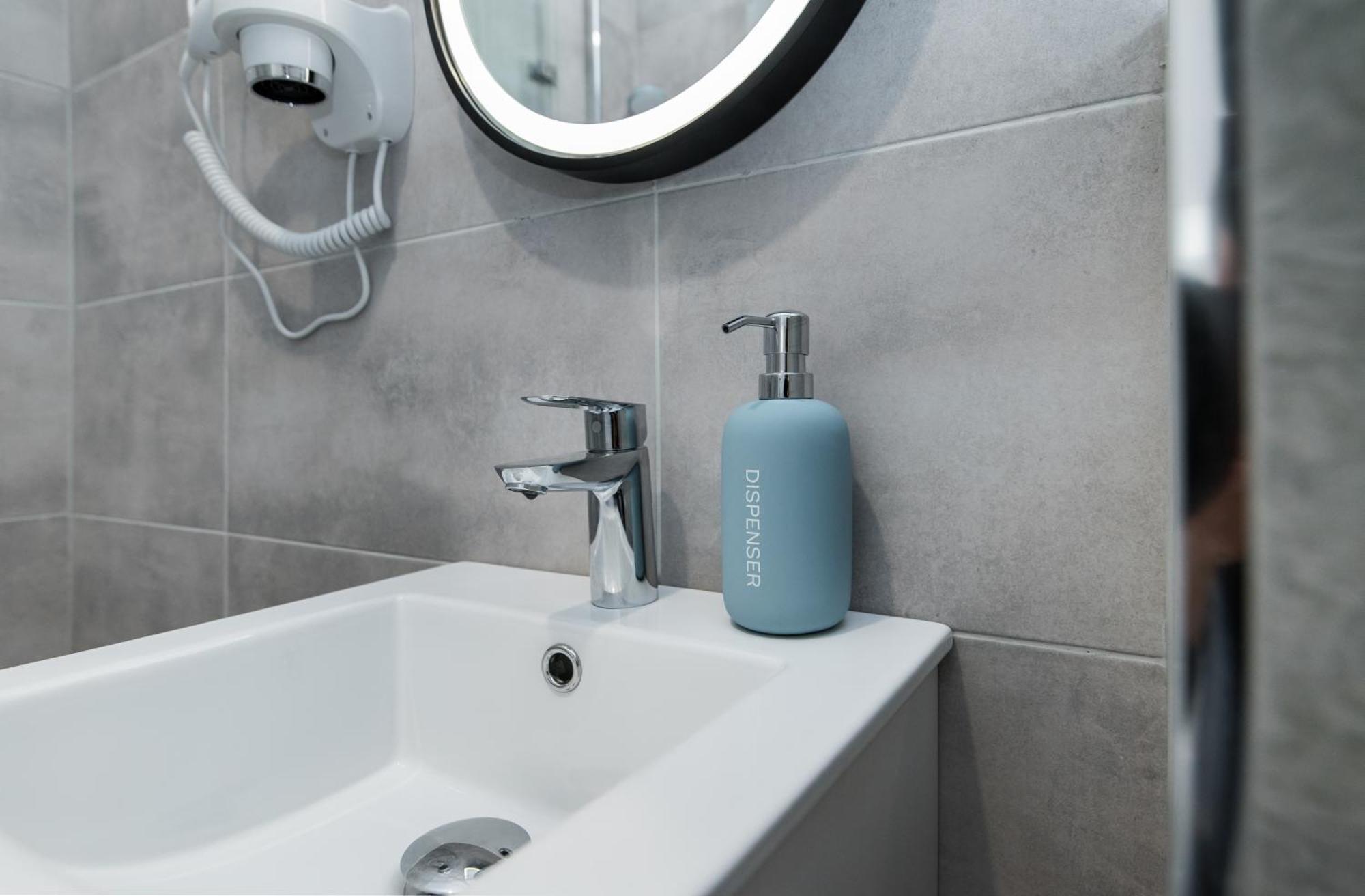 Apartament Dworcowa 24 Gliwice Esterno foto