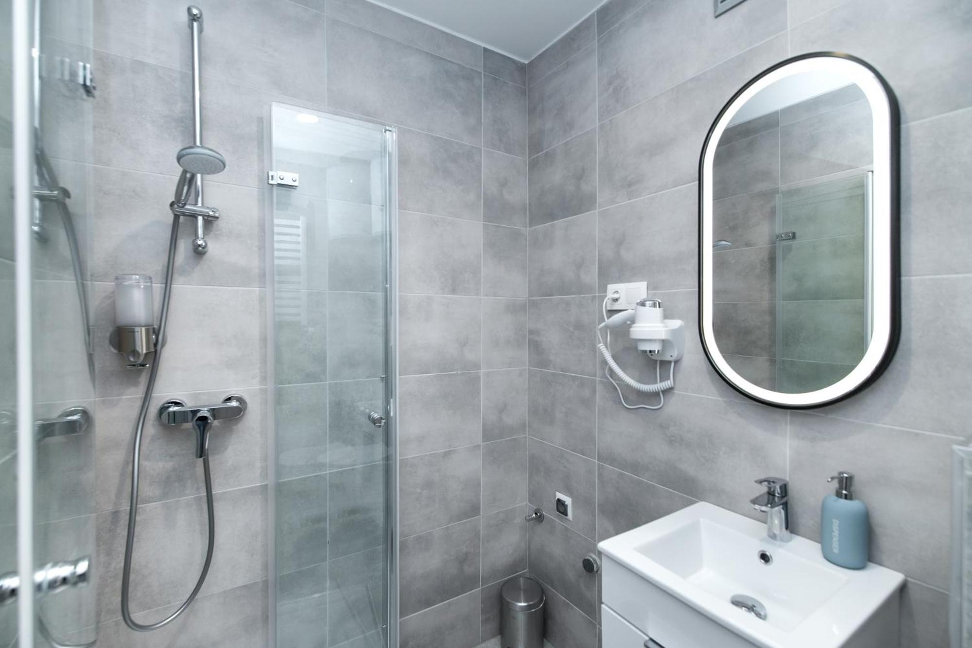 Apartament Dworcowa 24 Gliwice Esterno foto